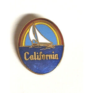 Vintage CALIFORNIA Sailboat Rainbow Sailing Souvenir Pin Pinnacle Designs